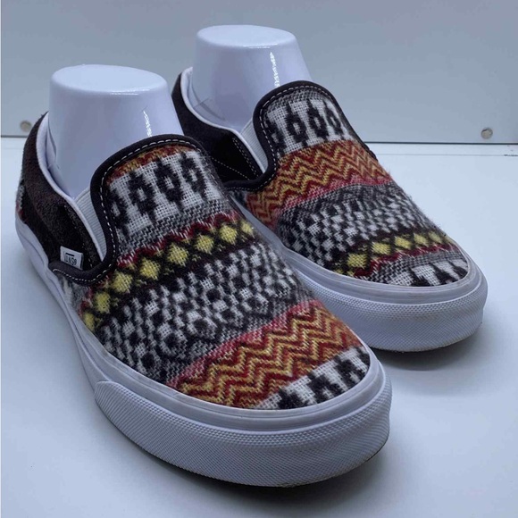 Vans Shoes - Vans Classic Slip-On Fair Isle Brown Textile Women’s Shoes Size 6.5